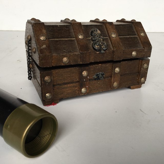 CHEST, Small Treasure Chest Timber